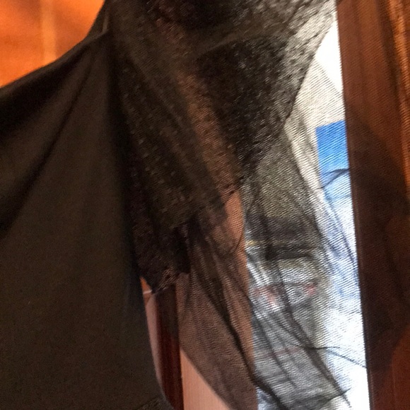 French Con. dress sz 8 off the shoulder, so cool - Picture 3 of 6